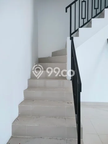 Ruko Usaha Dijual di Karawaci Tangerang LT 50m2 & LB 65m2 Ruko Usaha Dijual di Karawaci Tangerang LT 50m2 & LB 65m2