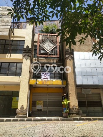 Ruko Bagus LT 71m2 LB 180m2 Dijual di Kuta Badung Ruko Bagus LT 71m2 LB 180m2 Dijual di Kuta Badung