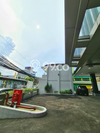 Kantor Dijual di Mampang Prapatan Jakarta Selatan dengan LB 1878m2 Kantor Dijual di Mampang Prapatan Jakarta Selatan dengan LB 1878m2