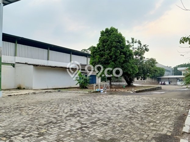 Unit Komersial Disewakan di Tangerang Area Strategis Harga Kompetitif Unit Komersial Disewakan di Tangerang Area Strategis Harga Kompetitif