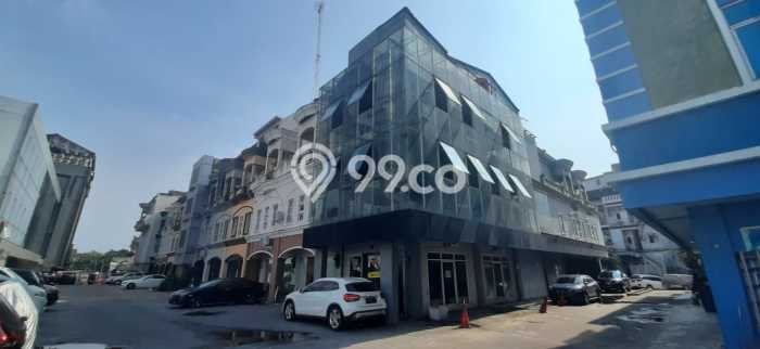 AREA BISNIS! Ruko di Tanjung Duren, Luas 75m², Akses Strategis AREA BISNIS! Ruko di Tanjung Duren, Luas 75m², Akses Strategis