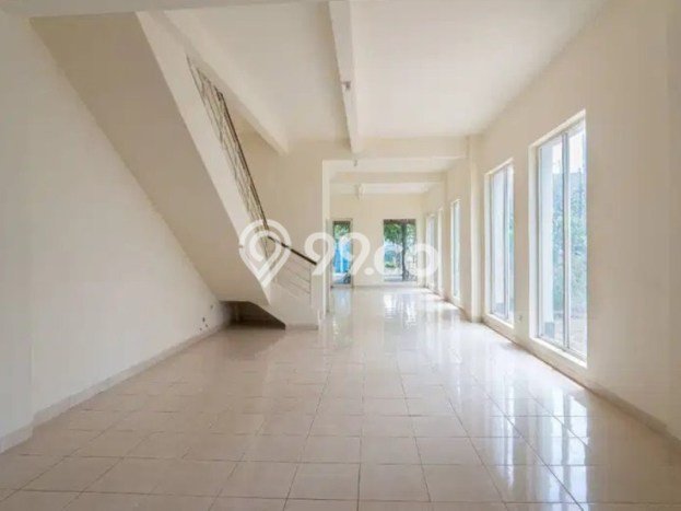 Dijual Ruko Kawasan , Luas 223m2m², Area Komersial, Jalur Mudah Dijual Ruko Kawasan , Luas 223m2m², Area Komersial, Jalur Mudah