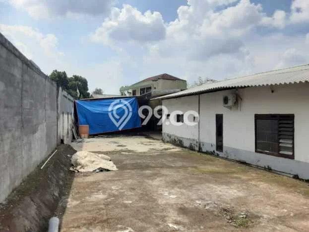 LOKASI BISNIS! Gudang Disewakan Kawasan Pandaan, Luas 430m², Jalan Strategis LOKASI BISNIS! Gudang Disewakan Kawasan Pandaan, Luas 430m², Jalan Strategis