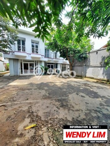 Unit Komersial Dijual di Jakarta Selatan LT 2000m2 & LB 1600m2 Unit Komersial Dijual di Jakarta Selatan LT 2000m2 & LB 1600m2