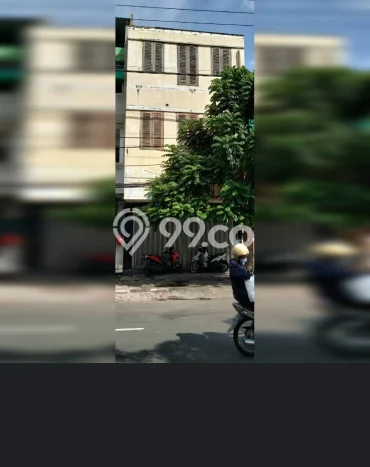 Disewakan Ruko di Pusat Kota Surabaya Ramai Strategis Disewakan Ruko di Pusat Kota Surabaya Ramai Strategis