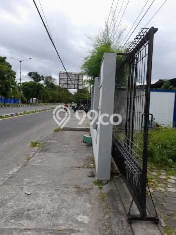 Ruko bagus disewakan di Gamping Sleman dengan LB 750m2 harga sewa terbaik Ruko bagus disewakan di Gamping Sleman dengan LB 750m2 harga sewa terbaik