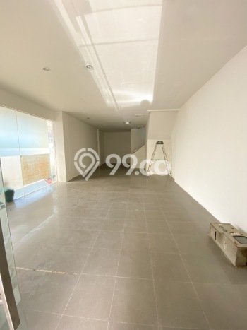 Ruko Bagus Dijual LB 198m2 Lokasi Strategis Jakarta Barat Area Cocok untuk Bisnis Ruko Bagus Dijual LB 198m2 Lokasi Strategis Jakarta Barat Area Cocok untuk Bisnis