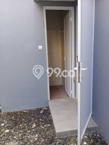 Ruko untuk disewa di Sewon punya LT 75m2 & LB 127m2 harga sewa kompetitif Ruko untuk disewa di Sewon punya LT 75m2 & LB 127m2 harga sewa kompetitif