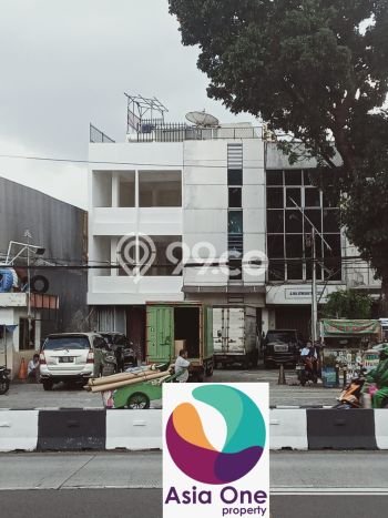 Ruko di Jatinegara, Luas 168m², For Rent, Area Bisnis, Siap Usaha Ruko di Jatinegara, Luas 168m², For Rent, Area Bisnis, Siap Usaha