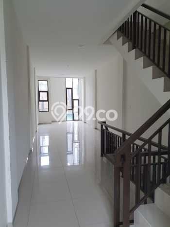 Ruko Bagus Dijual LB 175m2 Lokasi Strategis Bandung Area Cocok untuk Bisnis Ruko Bagus Dijual LB 175m2 Lokasi Strategis Bandung Area Cocok untuk Bisnis