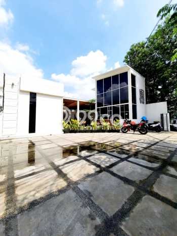 LOKASI SUPER STRATEGIS! Komersial di TB Simatupang, Luas 140m², Kawasan Komersial LOKASI SUPER STRATEGIS! Komersial di TB Simatupang, Luas 140m², Kawasan Komersial