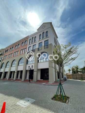 Ruko Area Komersial di Kelapa Gading, Luas 270m², Siap Operasional Ruko Area Komersial di Kelapa Gading, Luas 270m², Siap Operasional