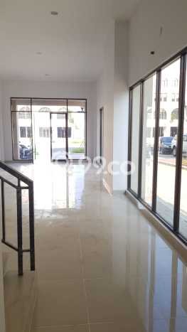 Ruko Area Komersial di Kelapa Gading, Luas 270m², Siap Operasional Ruko Area Komersial di Kelapa Gading, Luas 270m², Siap Operasional