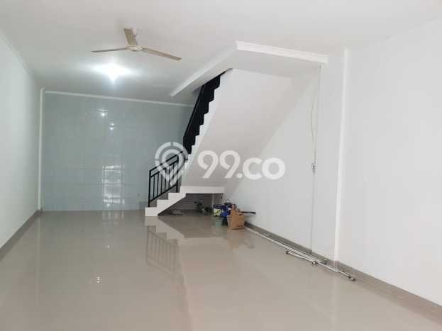 AREA BISNIS! Ruko Kawasan Pegadungan, Luas 220m², Jalan Utama AREA BISNIS! Ruko Kawasan Pegadungan, Luas 220m², Jalan Utama