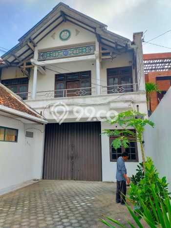 Gudang disewakan lokasi strategis Gilingan Solo 350m2 Gudang disewakan lokasi strategis Gilingan Solo 350m2