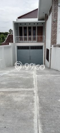 Unit Ruko Dijual di Banguntapan Bantul Luas Tanah 464m2, Luas Bangunan 489m2 Unit Ruko Dijual di Banguntapan Bantul Luas Tanah 464m2, Luas Bangunan 489m2