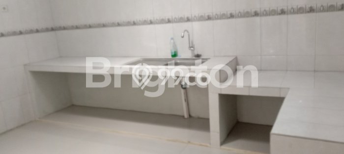 Unit Ruko Dijual di Banguntapan Bantul Luas Tanah 464m2, Luas Bangunan 489m2 Unit Ruko Dijual di Banguntapan Bantul Luas Tanah 464m2, Luas Bangunan 489m2