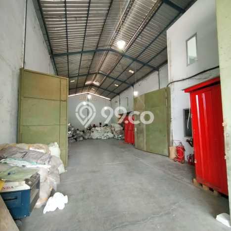 Jual Gudang di Kapuk Kamal, Luas 676m², Area Berkembang, Jalan Utama Jual Gudang di Kapuk Kamal, Luas 676m², Area Berkembang, Jalan Utama