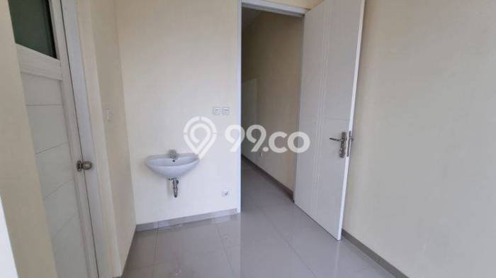Unit Ruko Dijual di Surya Sumantri Bandung Luas Bangunan 1080m2 Unit Ruko Dijual di Surya Sumantri Bandung Luas Bangunan 1080m2