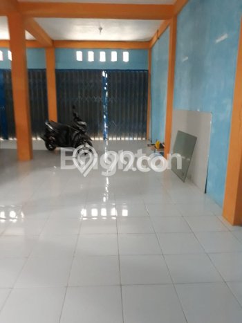 Dijual Ruko Strategis Kawasan , Luas 105m2m², Jalan Utama, Kawasan Komersial Dijual Ruko Strategis Kawasan , Luas 105m2m², Jalan Utama, Kawasan Komersial