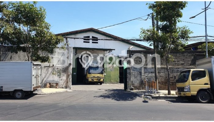 Gudang Usaha Dijual di Asemrowo Surabaya LT 1350m2 & LB 1100m2 Gudang Usaha Dijual di Asemrowo Surabaya LT 1350m2 & LB 1100m2