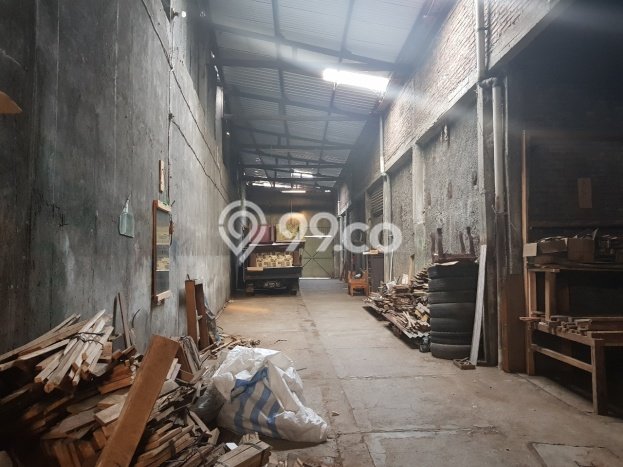 Gudang Dijual Lokasi Emas di Jebres Luas 953m2 Gudang Dijual Lokasi Emas di Jebres Luas 953m2
