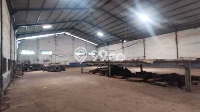 Disewakan Gudang di Pusat Kota Gresik Ramai Strategis Disewakan Gudang di Pusat Kota Gresik Ramai Strategis