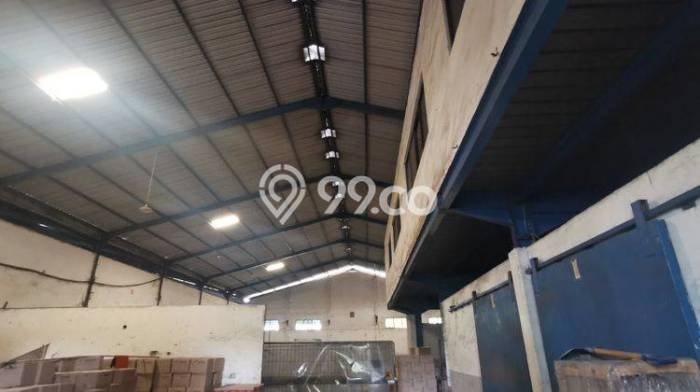 Disewakan Gudang di Pusat Kota Gresik Ramai Strategis Disewakan Gudang di Pusat Kota Gresik Ramai Strategis