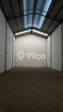 LOKASI STRATEGIS! Gudang di Pasar Kemis, Luas 306m², Pusat Komersial, Mainroad LOKASI STRATEGIS! Gudang di Pasar Kemis, Luas 306m², Pusat Komersial, Mainroad