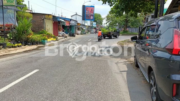 Ruko Disewakan Cepat di Banjarsari Surakarta LB 385m2 Ruko Disewakan Cepat di Banjarsari Surakarta LB 385m2