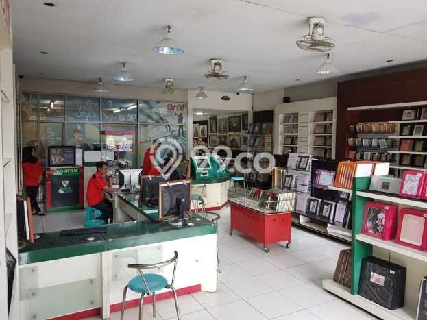 Ruko Area Strategis Kawasan Sumedang Selatan, Luas 300m2m², Jalan Utama Ruko Area Strategis Kawasan Sumedang Selatan, Luas 300m2m², Jalan Utama