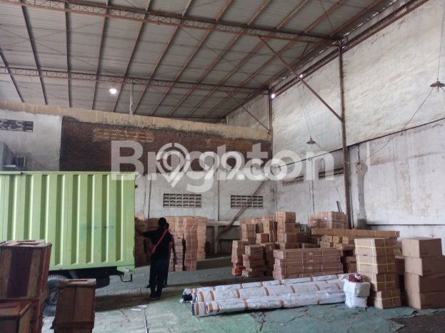 Gudang Dijual di Genuk Semarang dengan Luas Bangunan 450m2 Gudang Dijual di Genuk Semarang dengan Luas Bangunan 450m2