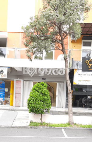 Unit Ruko Strategis di Lakarsantri, Surabaya Potensi Bisnis Besar Unit Ruko Strategis di Lakarsantri, Surabaya Potensi Bisnis Besar