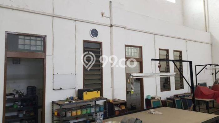 Gudang Dijual di Bandung LT 654m2 & LB 650m2 Lokasi Terbaik! Gudang Dijual di Bandung LT 654m2 & LB 650m2 Lokasi Terbaik!