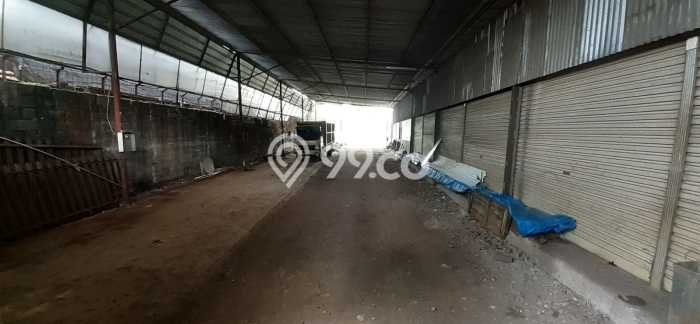 Gudang Area Bisnis Kawasan Bintaro, Luas 400m², Lokasi Strategis Gudang Area Bisnis Kawasan Bintaro, Luas 400m², Lokasi Strategis