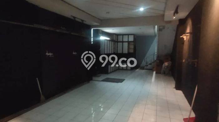 Ruko Strategis Kawasan Kebonjati, Luas 180m², Lokasi Komersial, Akses Kebonjati, Bandung, Bandung Ruko Strategis Kawasan Kebonjati, Luas 180m², Lokasi Komersial, Akses Kebonjati, Bandung, Bandung