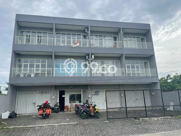 Untuk Dijual Ruko di Wiyung Surabaya LT 112m2 / LB 250m2 Untuk Dijual Ruko di Wiyung Surabaya LT 112m2 / LB 250m2