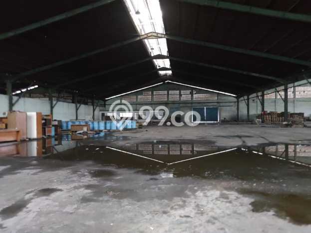 Unit Gudang Tersedia di Moch Toha Spesifikasi LB 3500m2 Unit Gudang Tersedia di Moch Toha Spesifikasi LB 3500m2