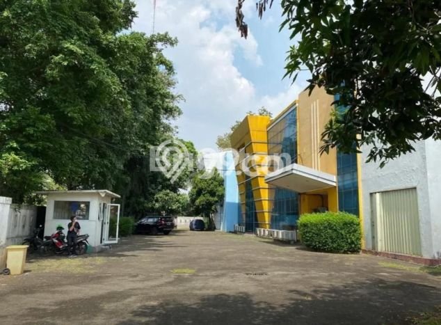 Unit Komersial Dijual di Kembangan Jakarta Barat Luas Bangunan 1181m2 Unit Komersial Dijual di Kembangan Jakarta Barat Luas Bangunan 1181m2