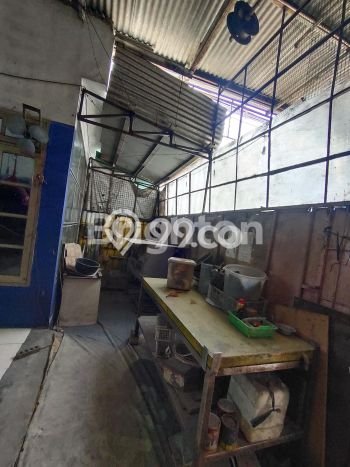 Lokasi Strategis! Dijual Ruko Bisnis di Cilodong, Depok Kondisi Bagus Lokasi Strategis! Dijual Ruko Bisnis di Cilodong, Depok Kondisi Bagus