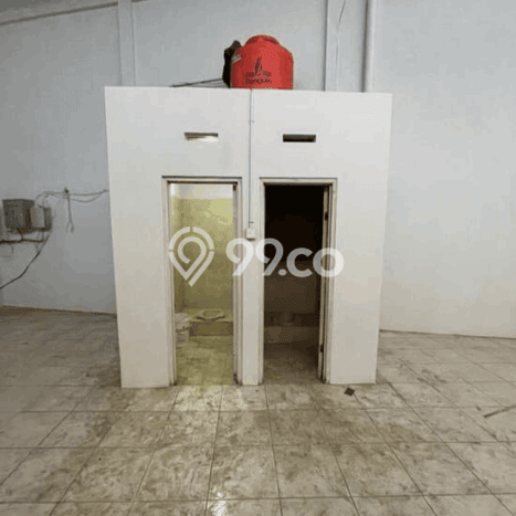 INVESTASI MENGUNTUNGKAN! Gudang Kawasan Taman Kopo Indah, Luas 288m², Pusat Komersial INVESTASI MENGUNTUNGKAN! Gudang Kawasan Taman Kopo Indah, Luas 288m², Pusat Komersial