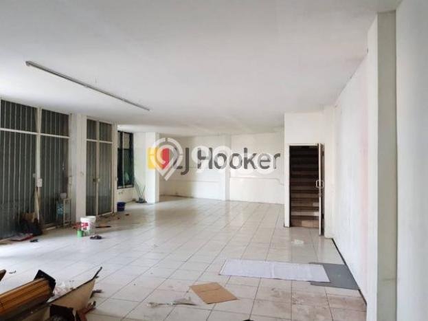 Ruko Bagus Dijual LB 350m2 Lokasi Strategis Bogor Area Cocok untuk Berbisnis Ruko Bagus Dijual LB 350m2 Lokasi Strategis Bogor Area Cocok untuk Berbisnis