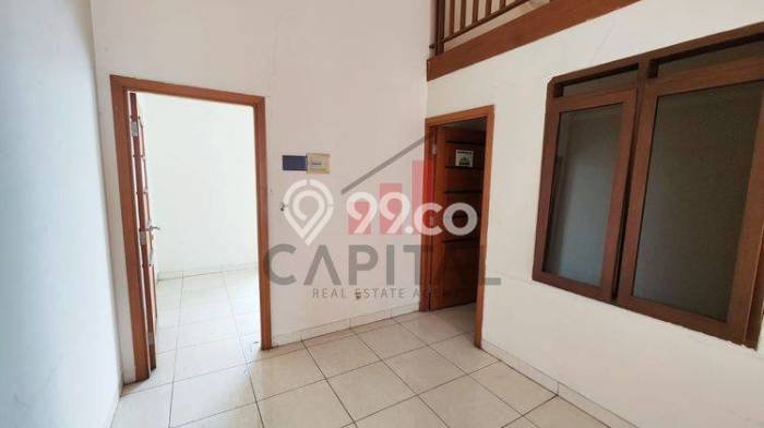Unit Ruko Dijual di Pajajaran Bandung Luas Tanah 132m2, Luas Bangunan 250m2 Unit Ruko Dijual di Pajajaran Bandung Luas Tanah 132m2, Luas Bangunan 250m2