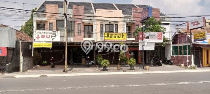 Ruko Lokasi Strategis di Kotagede, Luas 100m2m², Jalan Raya Ruko Lokasi Strategis di Kotagede, Luas 100m2m², Jalan Raya