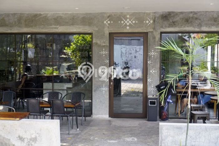 Komersial Bagus Dijual LB 1000m2 Lokasi Strategis Sleman Area Cocok untuk Berbisnis Komersial Bagus Dijual LB 1000m2 Lokasi Strategis Sleman Area Cocok untuk Berbisnis