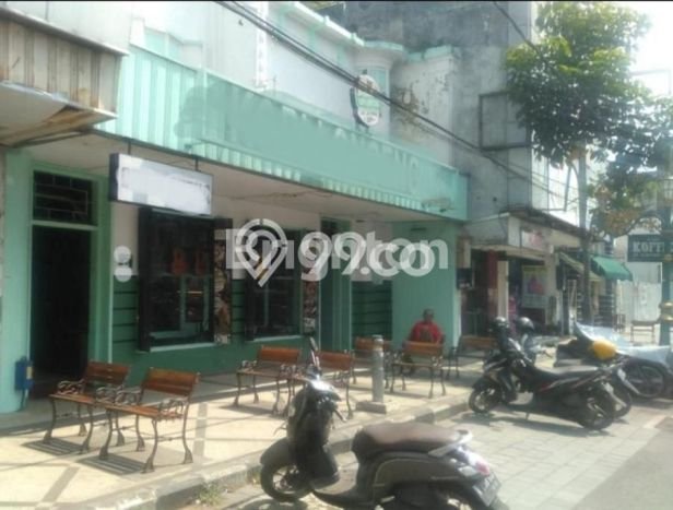 Ruko Strategis di Klojen, Luas 300m2m², Kawasan Komersial Ruko Strategis di Klojen, Luas 300m2m², Kawasan Komersial