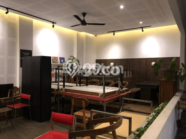 Komersial untuk disewa di Rungkut punya LT 1100m2 & LB 900m2 harga sewa kompetitif Komersial untuk disewa di Rungkut punya LT 1100m2 & LB 900m2 harga sewa kompetitif