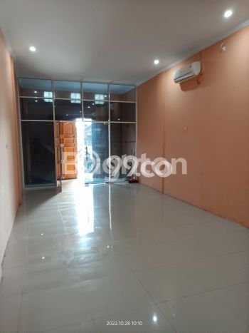 Unit Ruko Strategis di Medan Kota, Medan Potensi Cuan Besar Unit Ruko Strategis di Medan Kota, Medan Potensi Cuan Besar