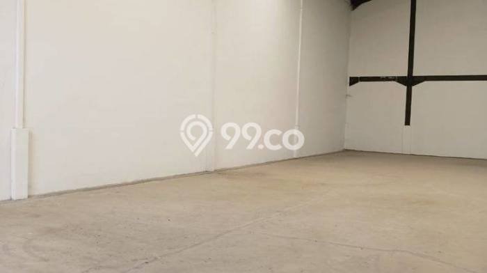 LOKASI STRATEGIS! Gudang di Teluk Naga, Luas 435m², Area Ramai, Siap Bisnis LOKASI STRATEGIS! Gudang di Teluk Naga, Luas 435m², Area Ramai, Siap Bisnis