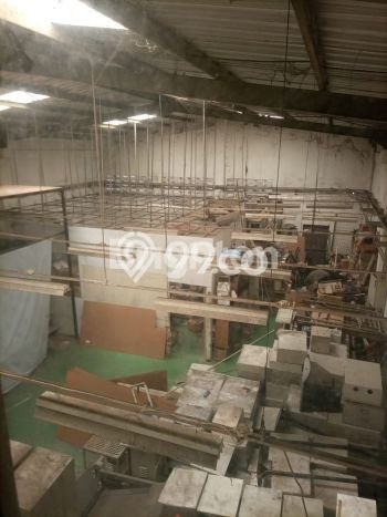 Untuk Dijual! Pabrik di Cikarang Bekasi LT 711m2 / LB 356m2 Kawasan Strategis Untuk Dijual! Pabrik di Cikarang Bekasi LT 711m2 / LB 356m2 Kawasan Strategis